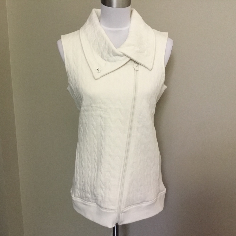 NWT $119 T by TALBOTS cream knit vest SP S petite